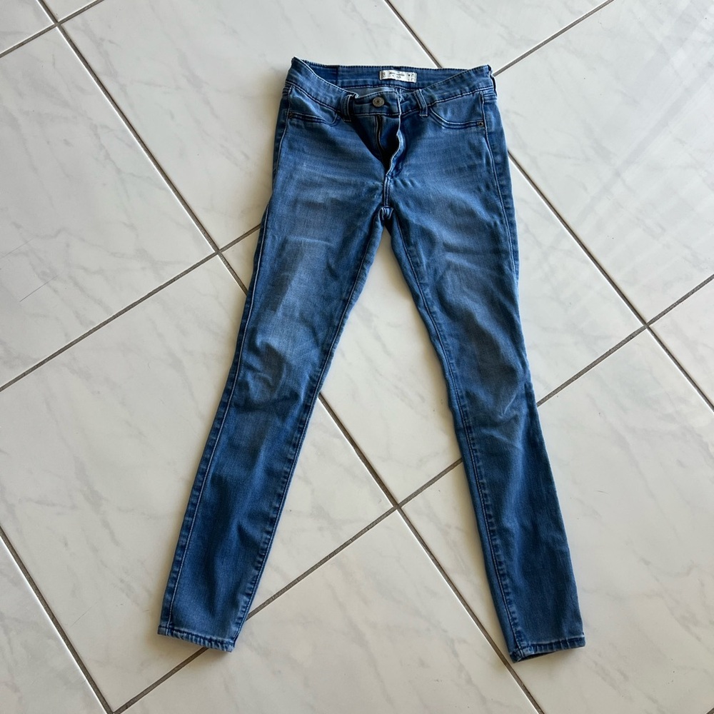 Abercrombie & fitch skinny jeans. Size 0S or 0P. Blue Women's Jeans. W25 L27